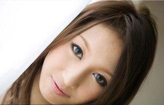 <em>绫濑迪亚娜</em>_<em>绫濑迪亚娜</em>作品封面_新垣绫濑