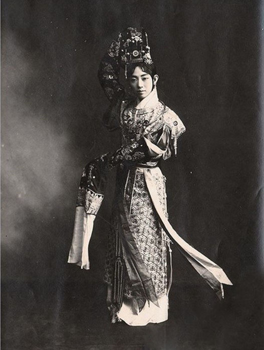 1910年代,梅兰芳戏妆照.jpg