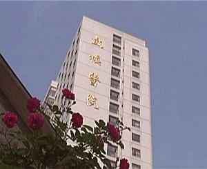 鼓楼医院,又名南京大学医学院附属鼓楼医院,南京市红十字中心医院.