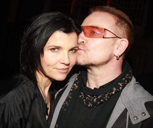 波诺(bono) 和妻子ali hewson