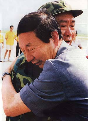 【龚谷成现任什么职位】龚谷成有几个子女,龚谷成将军四兄弟
