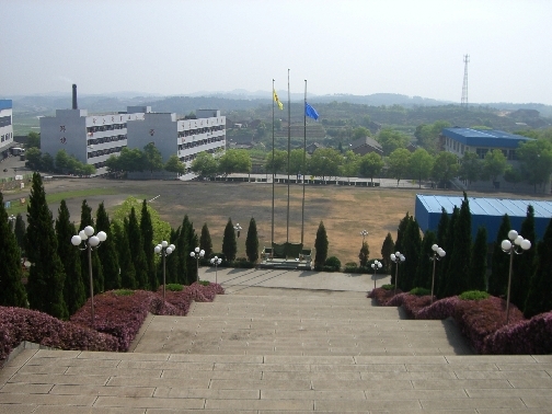 经纬实验学校